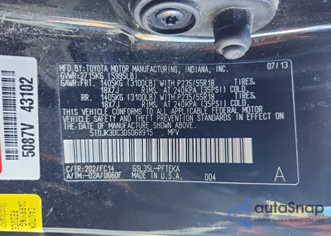 2013 Toyota Sienna Le z USA, uszkodzony, nr VIN 5TDJK3DC3DS068915